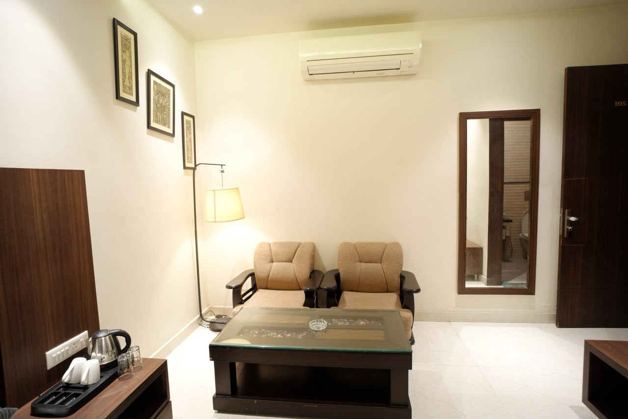 Deluxe Room Details